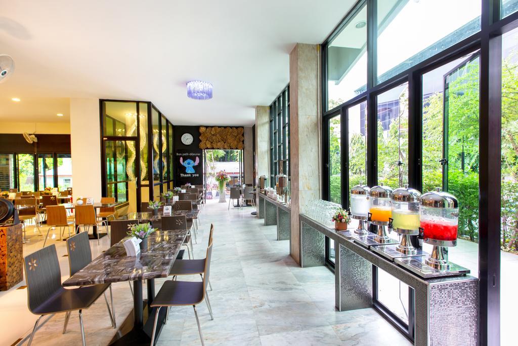 Soho Boutique Hotel Tak Εξωτερικό φωτογραφία